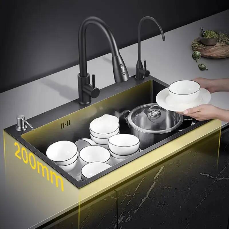 Home One Bathroom Accessories - Pia de Cozinha e Banheiro em