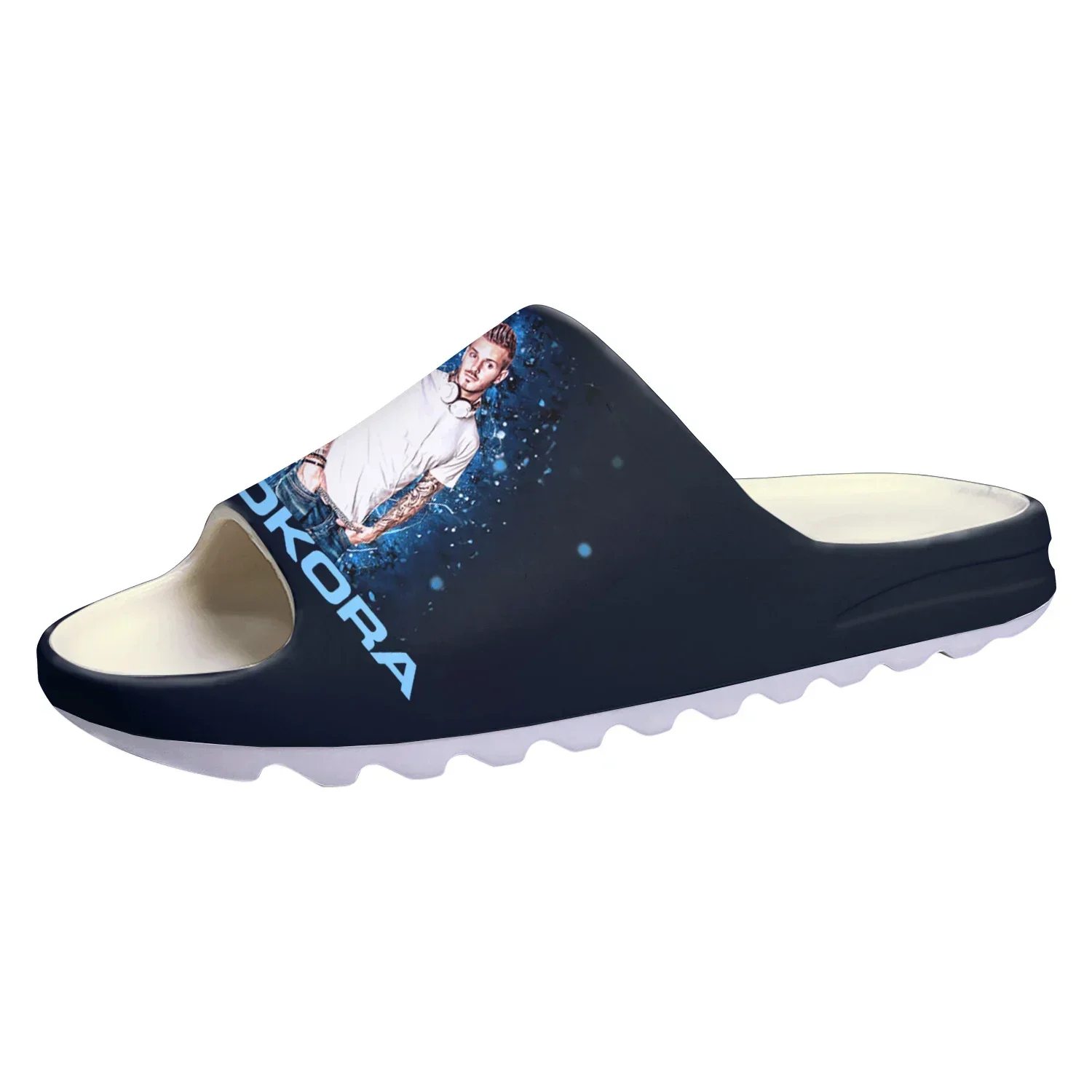 M Pokora Singer Chinelos de So - Home Bathroom Lights avaliação e preço