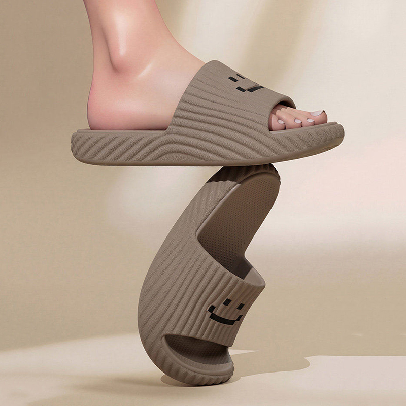 Chinelo Feminino Simples e Fof - Home Bathroom Lights avaliação e preço